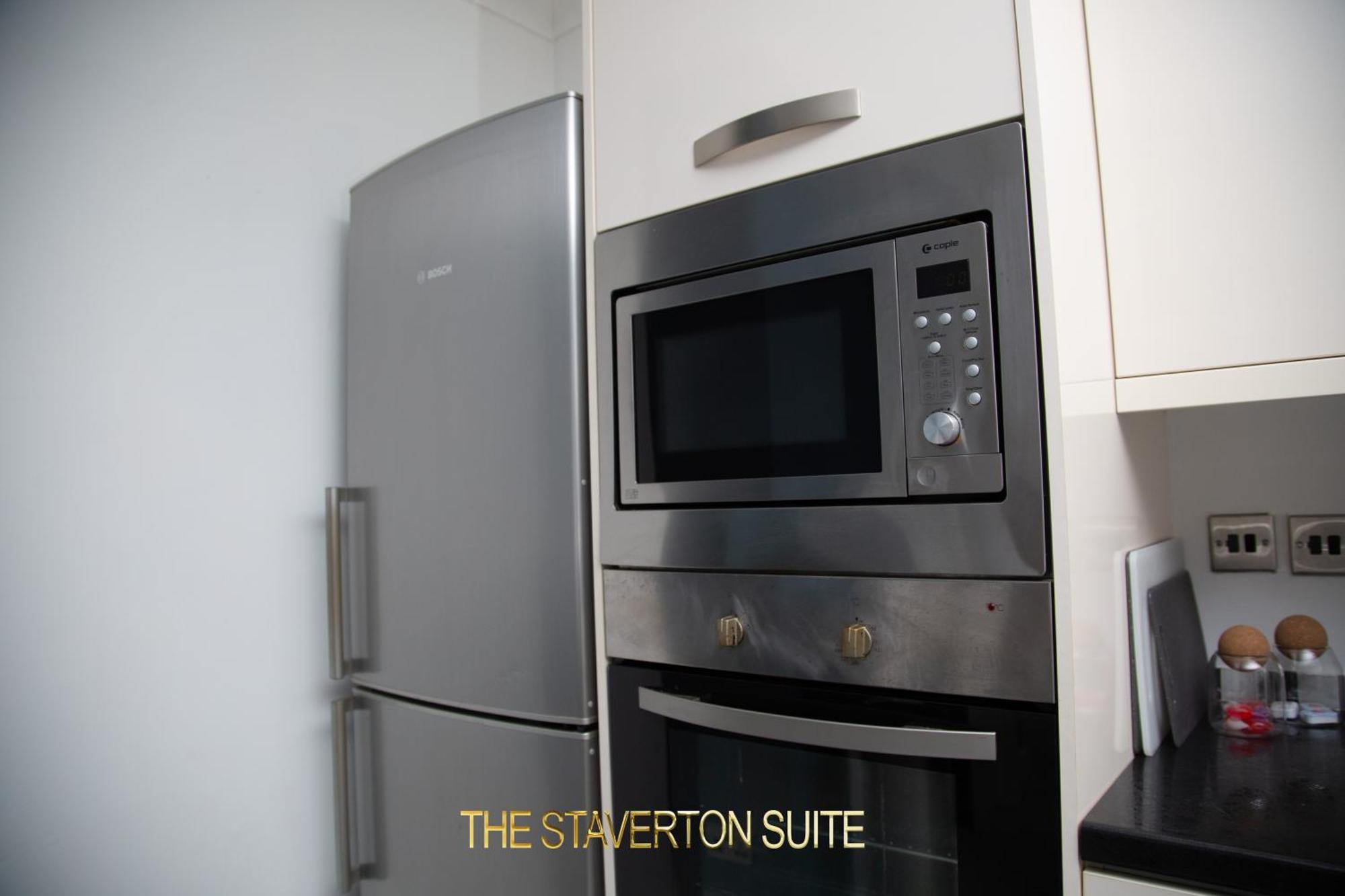 The Staverton Suite, * Лондон